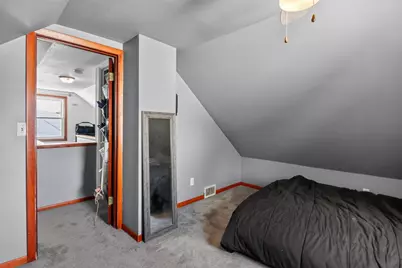 8925 W Cleveland Ave, West Allis, WI 53227 - Photo 20