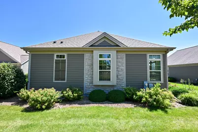 W179N11493  Blackstone Cir #3, Germantown, WI 53022 - Photo 10
