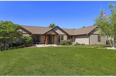 6724  Horseshoe Trl, Burlington, WI 53105 - Photo 2