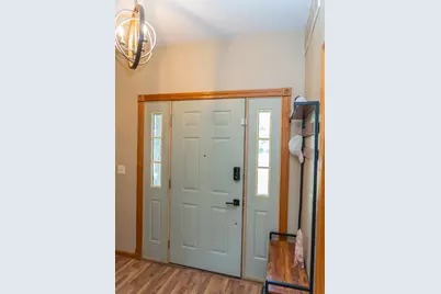 1981  Ashford Dr, Plover, WI 54467 - Photo 4