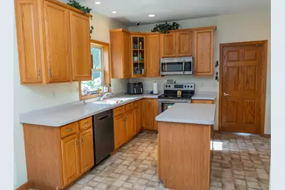 1981  Ashford Dr, Plover, WI 54467 - Photo 12