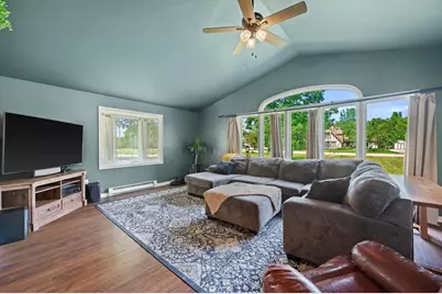 3631 E Elm Rd, Oak Creek, WI 53154 - Photo 2