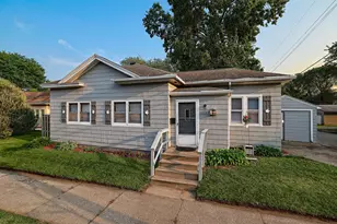 612 Gould St, La Crosse, WI 54603 - Photo 1
