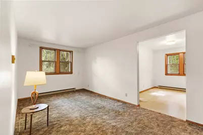 21650 W Valley Dr, New Berlin, WI 53146 - Photo 24
