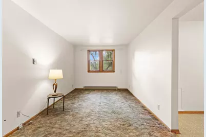 21650 W Valley Dr, New Berlin, WI 53146 - Photo 22