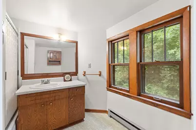 21650 W Valley Dr, New Berlin, WI 53146 - Photo 26