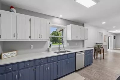 10780 S 92nd St, Franklin, WI 53132 - Photo 20