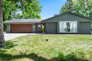 W132N12072 Mary Buth Ln, Germantown, WI 53022 - Photo 1