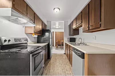 6440 W Howard Ave #103, Milwaukee, WI 53220 - Photo 10