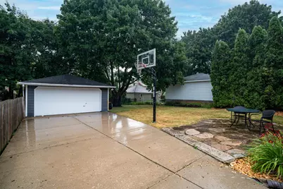 2539 N 80th St, Wauwatosa, WI 53213 - Photo 16