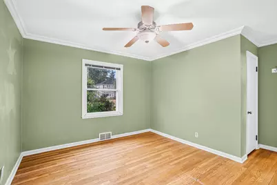 2539 N 80th St, Wauwatosa, WI 53213 - Photo 6