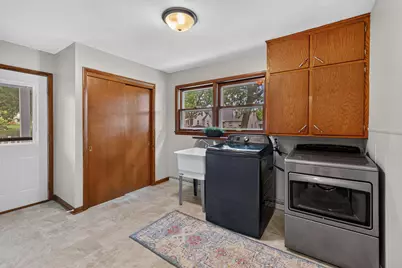 8941 W Montana Ave, West Allis, WI 53227 - Photo 18
