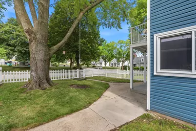 8941 W Montana Ave, West Allis, WI 53227 - Photo 32