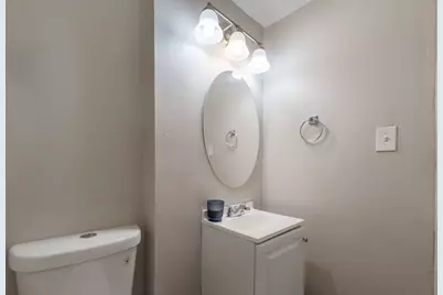 1614  Saint Clair St, Racine, WI 53402 - Photo 10