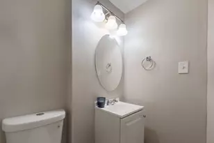 1614 St Clair St, Racine, WI 53402 - Photo 10