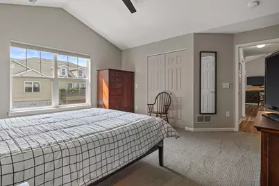 N16W26401  Meadowgrass Cir #D, Pewaukee, WI 53072 - Photo 12