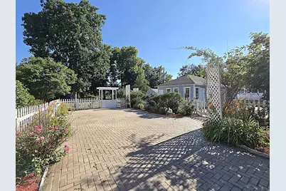 215  Randall Pl, Elkhorn, WI 53121 - Photo 62