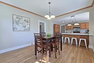215 Randall Pl, Elkhorn, WI 53121 - Photo 10