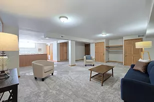 215 Randall Pl, Elkhorn, WI 53121 - Photo 42