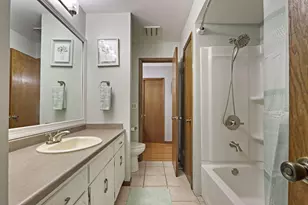 3625 S Brentwood Rd, New Berlin, WI 53151 - Photo 14