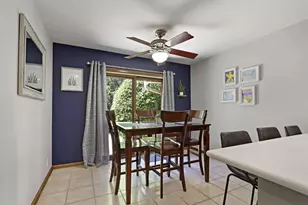 3625 S Brentwood Rd, New Berlin, WI 53151 - Photo 8