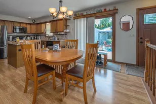 5859 N 119th St, Milwaukee, WI 53225 - Photo 8