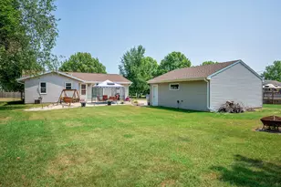 5859 N 119th St, Milwaukee, WI 53225 - Photo 34