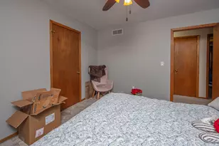 5859 N 119th St, Milwaukee, WI 53225 - Photo 22