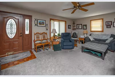5859 N 119th St, Milwaukee, WI 53225 - Photo 4