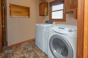 5859 N 119th St, Milwaukee, WI 53225 - Photo 18
