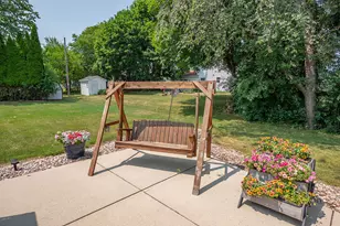 5859 N 119th St, Milwaukee, WI 53225 - Photo 28