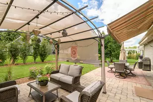 2147 Inverness Dr, Waukesha, WI 53186 - Photo 108