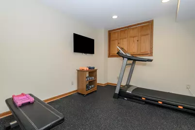 2147  Inverness Dr, Waukesha, WI 53186 - Photo 60