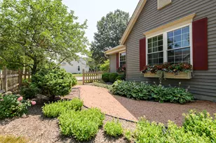 2147 Inverness Dr, Waukesha, WI 53186 - Photo 76