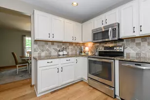 2147 Inverness Dr, Waukesha, WI 53186 - Photo 20
