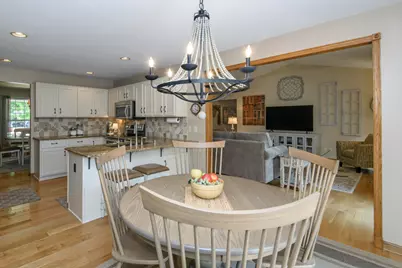 2147  Inverness Dr, Waukesha, WI 53186 - Photo 16