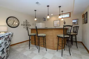 2147 Inverness Dr, Waukesha, WI 53186 - Photo 54