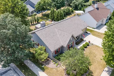 2147  Inverness Dr, Waukesha, WI 53186 - Photo 6
