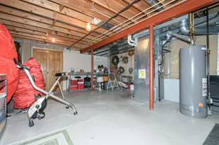 2147 Inverness Dr, Waukesha, WI 53186 - Photo 70