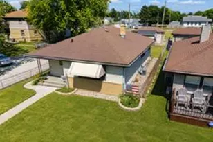 2113 Grove Ave, Racine, WI 53405 - Photo 4