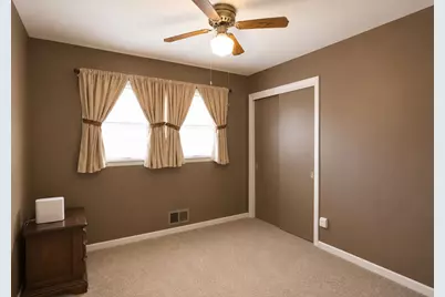 2113  Grove Ave, Racine, WI 53405 - Photo 16