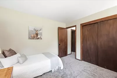 4938 S 69th St, Greenfield, WI 53220 - Photo 18