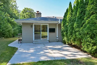12810 W Balboa Dr, New Berlin, WI 53151 - Photo 30