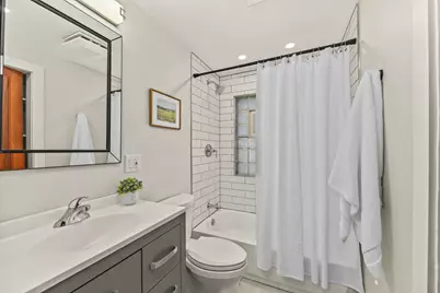 119 E Ohio Ave, Milwaukee, WI 53207 - Photo 20