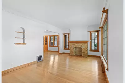 3720 N 56th St, Milwaukee, WI 53216 - Photo 6