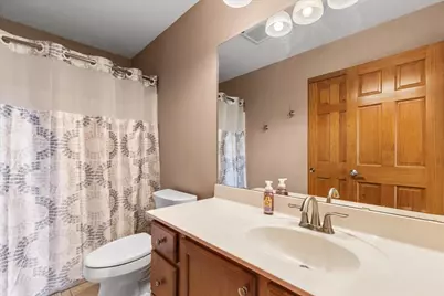 700  Creekwood Dr, West Bend, WI 53095 - Photo 38