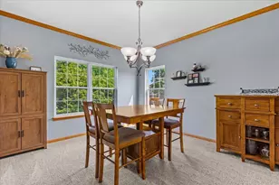 700 Creekwood Dr, West Bend, WI 53095 - Photo 10