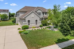 700 Creekwood Dr, West Bend, WI 53095 - Photo 50