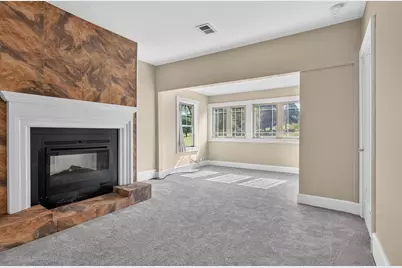 2921 S Howell Ave #2923, Milwaukee, WI 53207 - Photo 16