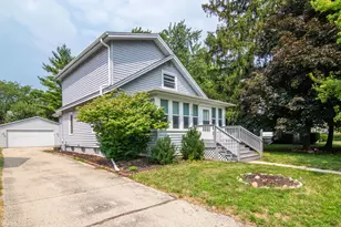 504 Maple St, Fort Atkinson, WI 53538 - Photo 1